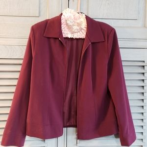 💜Sag Harbor Women's Jacket, size 8, plum, zipper front, gently worn💜